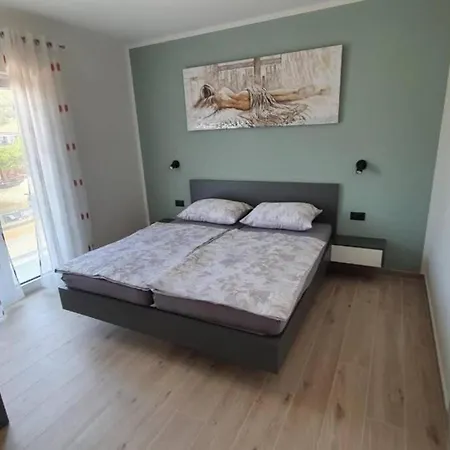 Villa Mare - Modern With Swimming Pool And Jacuzzi