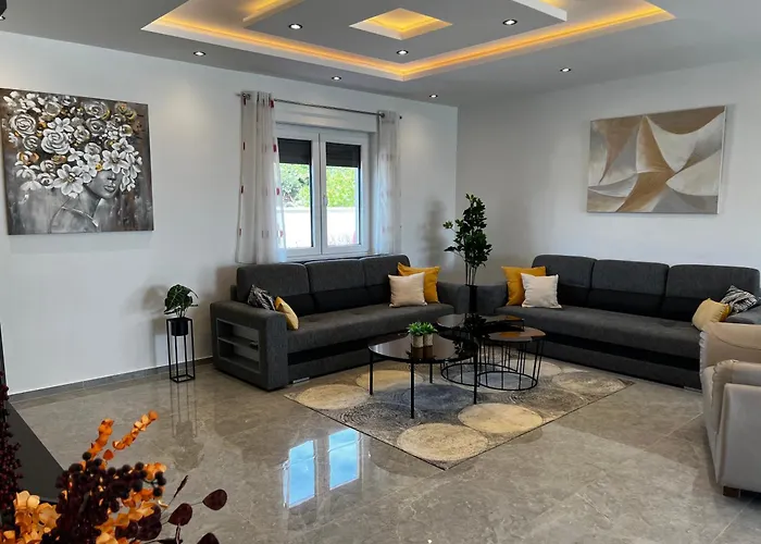 Mare - Modern With Swimming Pool And Jacuzzi Vila Pula